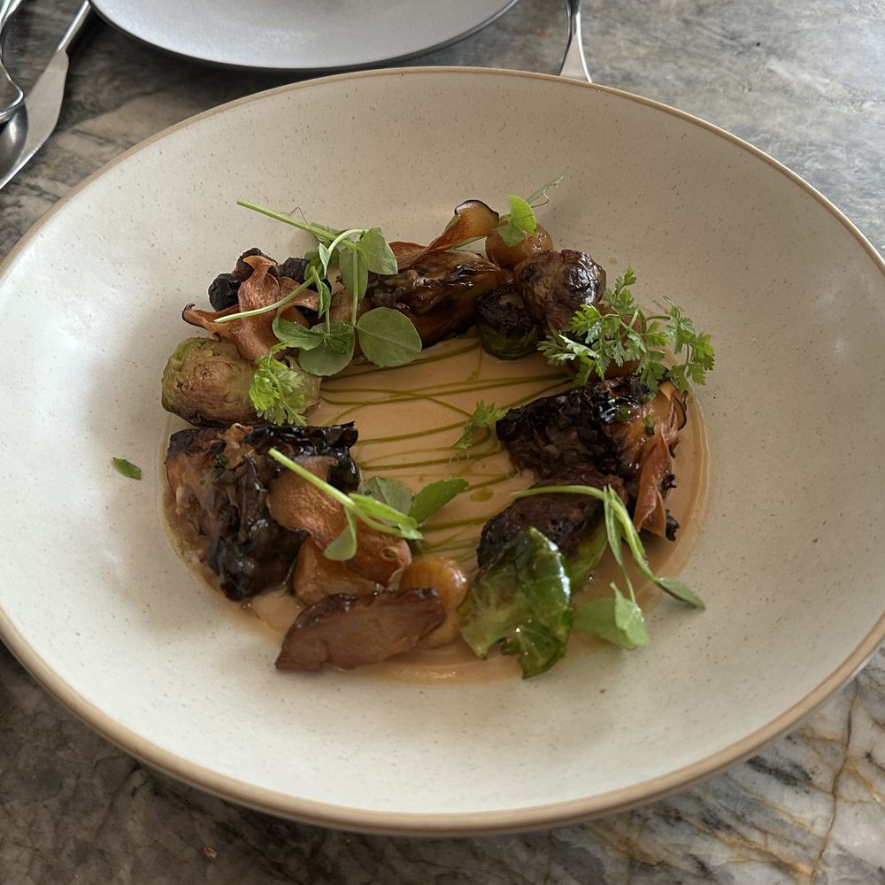 Botanist - Roasted maitake mushrooms - Canadian (New) Near Me - Vancouver, British Columbia Botanist - Roasted maitake mushrooms - Canadian (New) Near Me - Vancouver, British Columbia