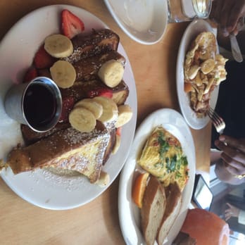 Blue Daisy - California Omelet, French toast, and croissant French toast - Creperies Near Me - Santa Monica, California Blue Daisy - California Omelet, French toast, and croissant French toast - Creperies Near Me - Santa Monica, California