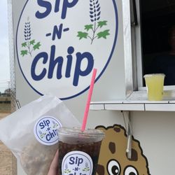 Sip N Chip - My McDreamy and chocolate chip cookie
