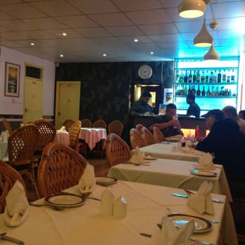 Guru Tandoori Restaurant - Indian Near Me - London, XGL Guru Tandoori Restaurant - Indian Near Me - London, XGL