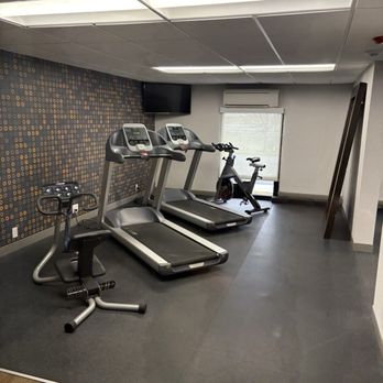 La Quinta by Wyndham - Columbus - Gym - Hotels Near Me - Columbus, Mississippi La Quinta by Wyndham - Columbus - Gym - Hotels Near Me - Columbus, Mississippi
