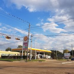 Shell - Shell out for gas