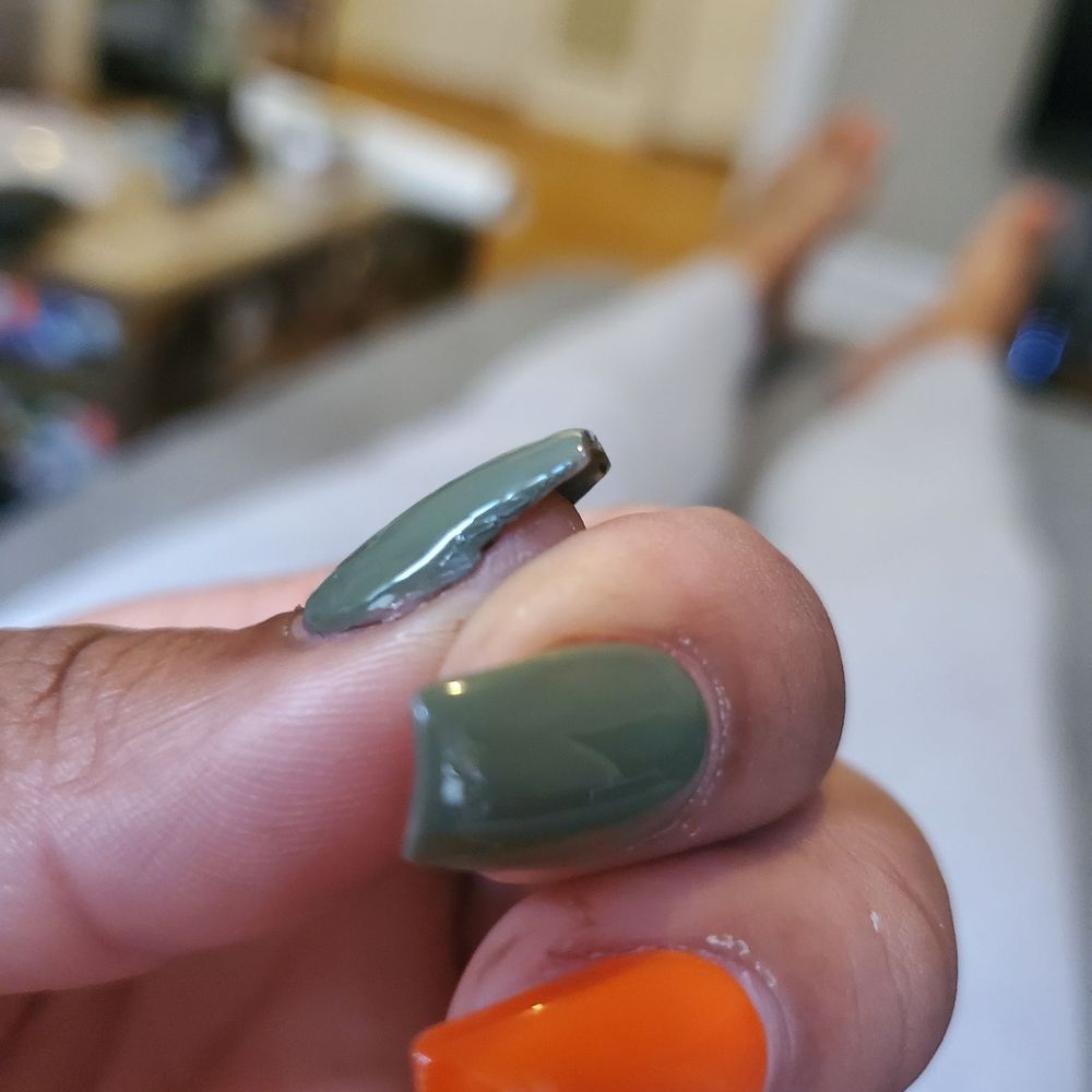 Bellacure Nails & Spa - Shaping - Nail Salons Near Me - Lemont, Illinois