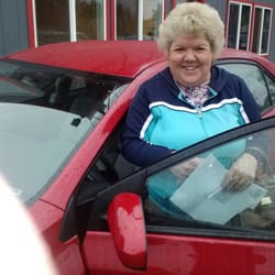 Budget Car Rental - Happy car rental lady