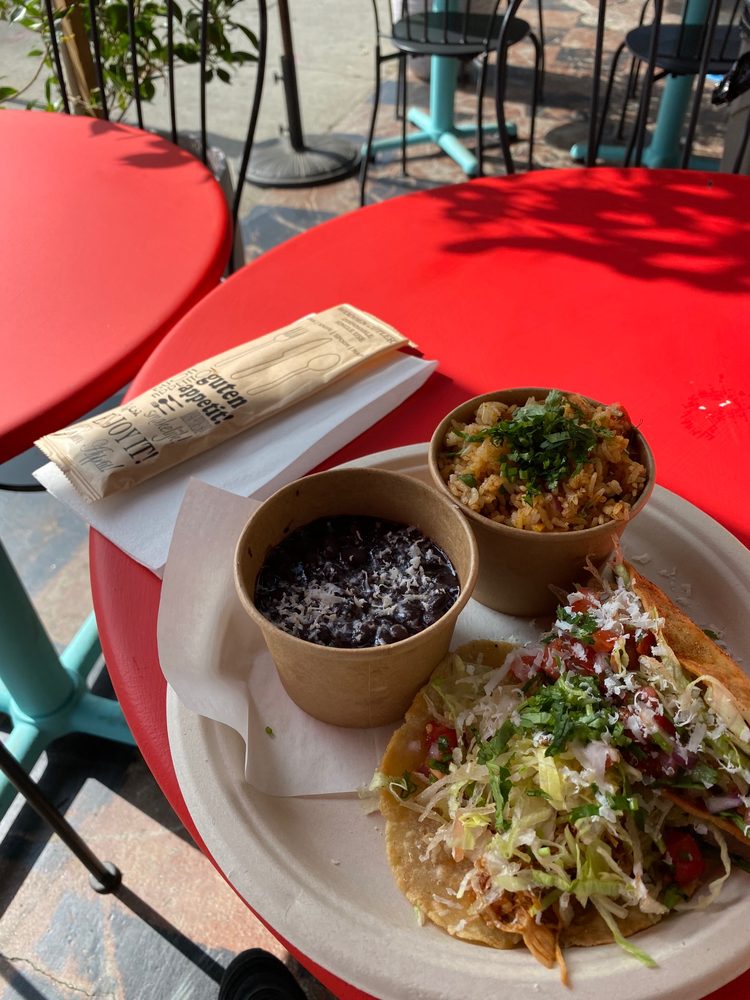 UMBRELLA TACO 31 Photos & 55 Reviews Tacos 7461 Melrose Ave, West