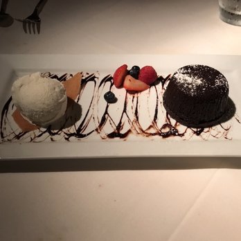 Parkway Grill - Chocolate Lava Cake - New American Near Me - Pasadena, California