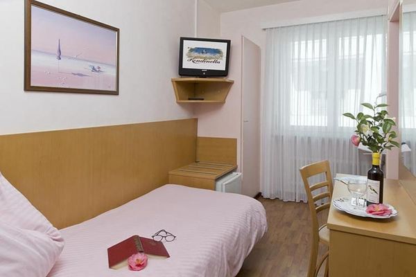Hotel Rondinella Locarno by null