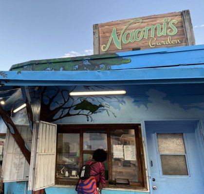 Naomi's Garden Restaurant & Lounge by null
