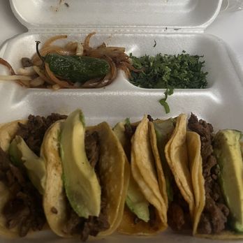 Taqueria Los Agaves - MiniTacos (first three beef fajita, last two al pastor). Added avocado because why not :p peep how fresh they look - Burgers Near Me - Pearland, Texas Taqueria Los Agaves - MiniTacos (first three beef fajita, last two al pastor). Added avocado because why not :p peep how fresh they look - Burgers Near Me - Pearland, Texas
