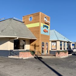 Captain D's - Exterior