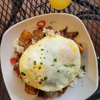 Easy Like Sunday - Short Rib Hash - Breakfast & Brunch Near Me - Baltimore, Maryland Easy Like Sunday - Short Rib Hash - Breakfast & Brunch Near Me - Baltimore, Maryland