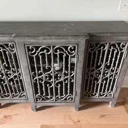 Havertys Furniture - Geneva Accent Console