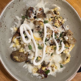 Good Earth - Turkey sausage scramble - New American Near Me - Edina, Minnesota Good Earth - Turkey sausage scramble - New American Near Me - Edina, Minnesota