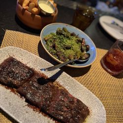 Charcoal Venice - Skirt steak with mushrooms and fries