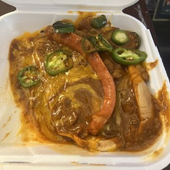 D's Giant Burgers - Open Face Chili Dog Plate - American Near Me - Rodeo, California D's Giant Burgers - Open Face Chili Dog Plate - American Near Me - Rodeo, California