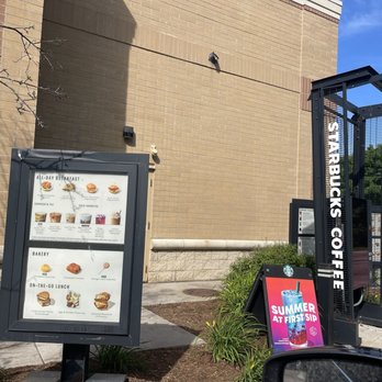 Starbucks - Coffee & Tea Near Me - Bloomfield Hills, Michigan Starbucks - Coffee & Tea Near Me - Bloomfield Hills, Michigan