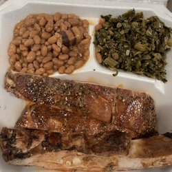 DoveShack's Smoked BBQ - Ribs. Beans. Collards.  Yummy