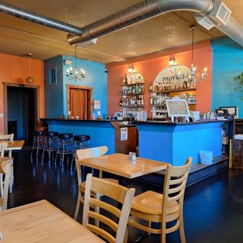 Provecho - Dining room with bar - Mexican Near Me - Vancouver, Washington Provecho - Dining room with bar - Mexican Near Me - Vancouver, Washington