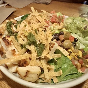 Applebee's Grill + Bar - Sports Bars Near Me - Liverpool, New York