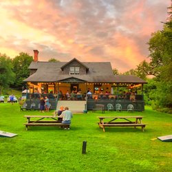 The Porch - Beautiful setting....