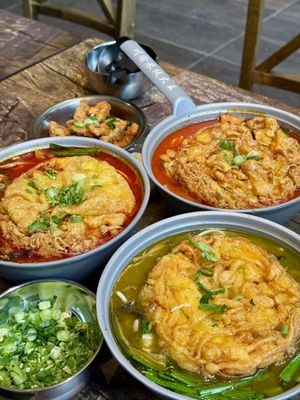 LAVA RICE NOODLE - Updated June 2026 - 11 Photos - 4750 Yonge Street ...