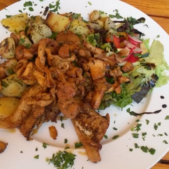 Johann S. - Zander mit Bratkartoffeln - Pubs Near Me - Leipzig, SN