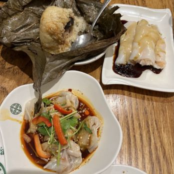 Tim Ho Wan - Hell's Kitchen - Sticky rice, spicy dumplings, shrimp in rice paper - Dim Sum Near Me - New York, New York Tim Ho Wan - Hell's Kitchen - Sticky rice, spicy dumplings, shrimp in rice paper - Dim Sum Near Me - New York, New York