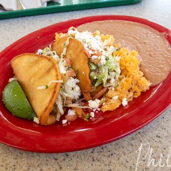 Paradise Garden Grill - Pork Chile Verde Chalupas - tasty! 4/5 (March 2026) - Mexican Near Me - Anaheim, California
