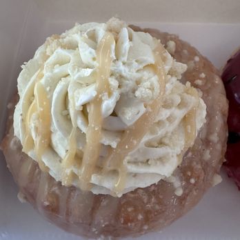 Oliboli Donuts - Banoffee - Donuts Near Me - Tustin, California