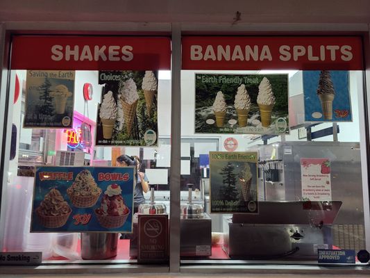 Charlie's Ice Cream by null