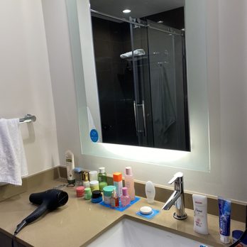 Hyatt House - Pittsburgh - Good countertop space and good hair dryer. Not the typical cheap hair dryer most hotels stock. - Hotels Near Me - Pittsburgh, Pennsylvania Hyatt House - Pittsburgh - Good countertop space and good hair dryer. Not the typical cheap hair dryer most hotels stock. - Hotels Near Me - Pittsburgh, Pennsylvania