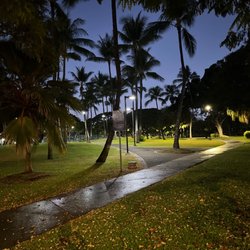 Fort DeRussy Beach Park - Morning run