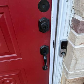 Advanced Lock and Key - Residential locks are our specialty. We carry a wide selection of locks in all finishes.  Same day installations - Keys & Locksmiths Near Me - Woodmere, Ohio