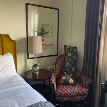 Graduate by Hilton Berkeley - Odd decor - Hotels Near Me - Berkeley, California Graduate by Hilton Berkeley - Odd decor - Hotels Near Me - Berkeley, California