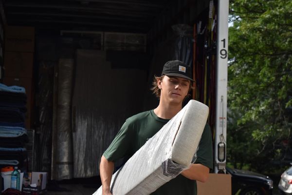 Movemasters INC