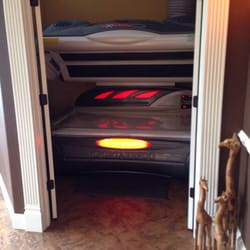 California Sun Tanning - Step into our level 4 bed!