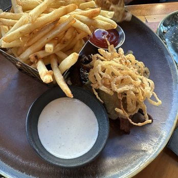 Saint & Second - Prime Steak & Frites - New American Near Me - Long Beach, California