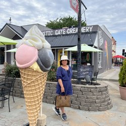 Rustic Gate Creamery