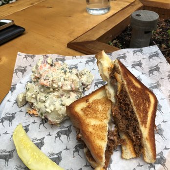 Hunter Gather - Pulled pork sammy with potato salad - Barbeque Near Me - Whistler, British Columbia Hunter Gather - Pulled pork sammy with potato salad - Barbeque Near Me - Whistler, British Columbia