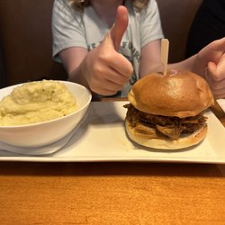 Paps Kitchen and Bar - Pulled pork