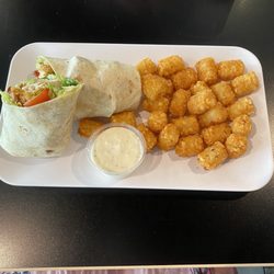 Tap&Pour - Crispy Chicken Ranch Wrap