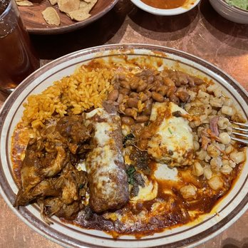 La Tertulia - Combination Plate - New Mexican Cuisine Near Me - Tulsa, Oklahoma La Tertulia - Combination Plate - New Mexican Cuisine Near Me - Tulsa, Oklahoma