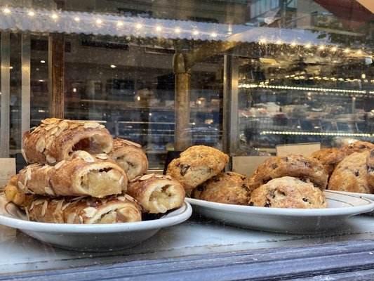 Eli's Essentials And Wine Bar by null