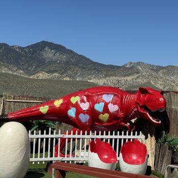 Cabazon Dinosaurs - Museums Near Me - Cabazon, California