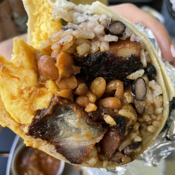 Easy ‘Que - Breakfast burrito - Barbeque Near Me - Kailua, Hawaii