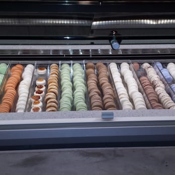 Tout Suite - Macaroons - Cafes Near Me - Houston, Texas