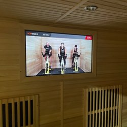 HOTWORX - Omaha - Hot Cycle