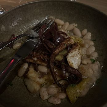 Kalimotxo - Octopus - Spanish Near Me - Austin, Texas