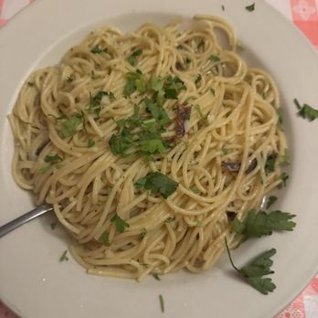 Italian Touch - Spaghetti with Garlic and Oil and anchovies. - Italian Near Me - St. Petersburg, Florida Italian Touch - Spaghetti with Garlic and Oil and anchovies. - Italian Near Me - St. Petersburg, Florida