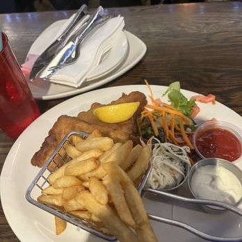 The Irish American Pub - Fish and chips - Irish Pub Near Me - New York, New York